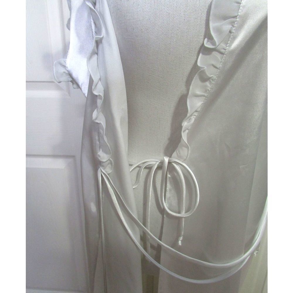 Linea Donatella White Ruffle Bridal Peignoir Robe - Picture 6 of 10